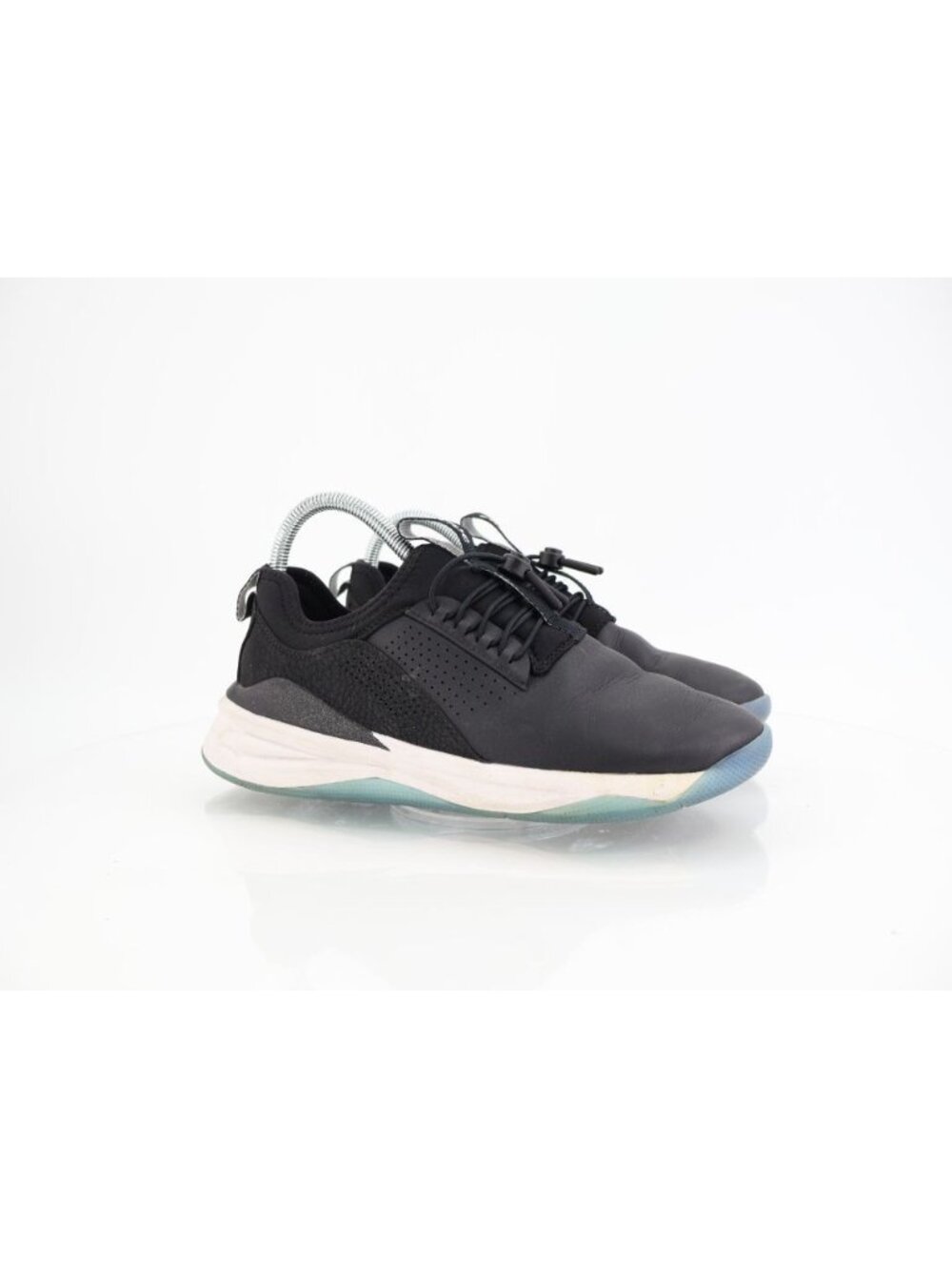Clove Night Shift Women’s 7.5 Black White Nursing Slip On Sneaker Shoes CL002
